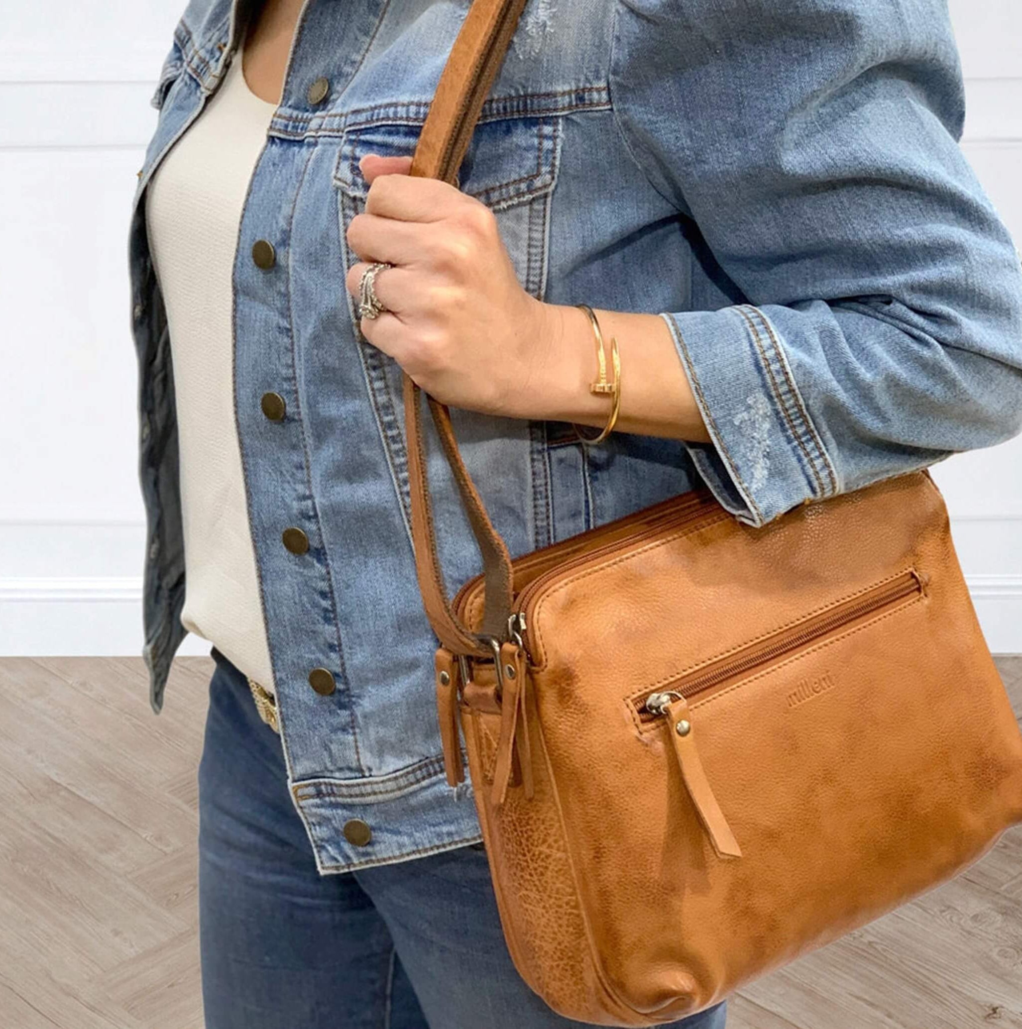 Milleni Ladies Nappa Leather Crossbody Bag in Cognac