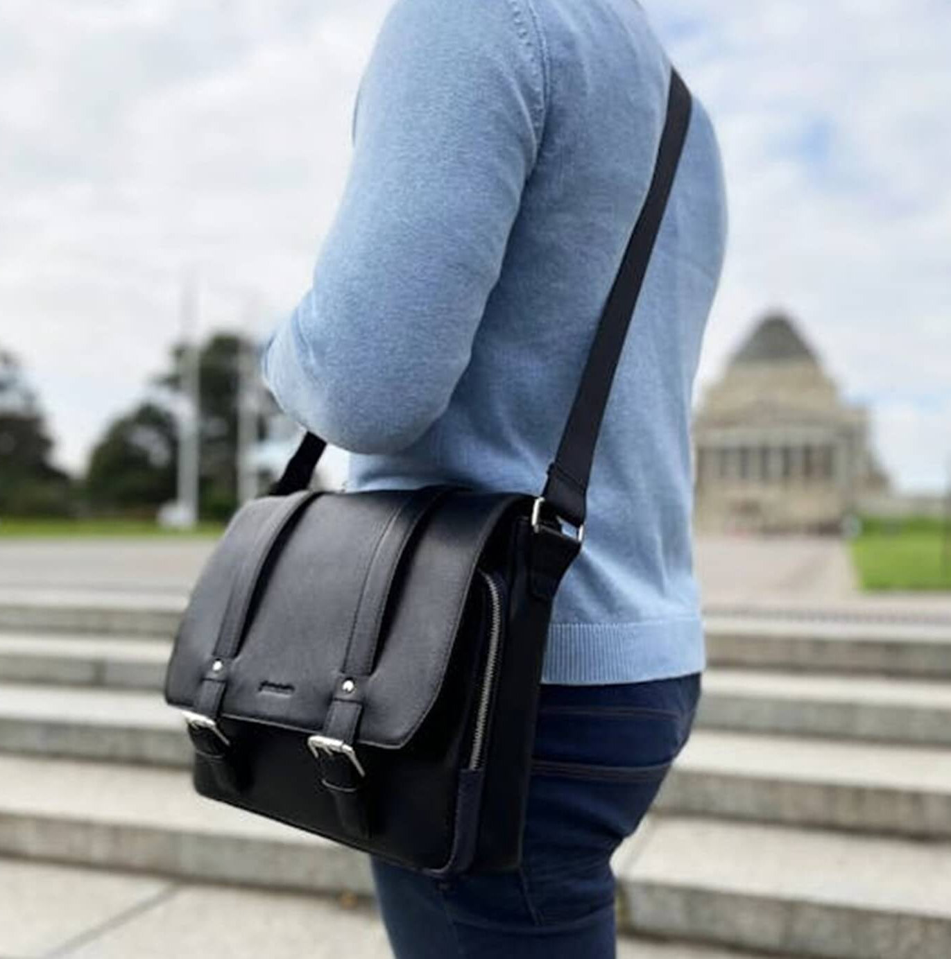 Pierre Cardin Italian Leather 13-inch Laptop Bag in Black/Navy