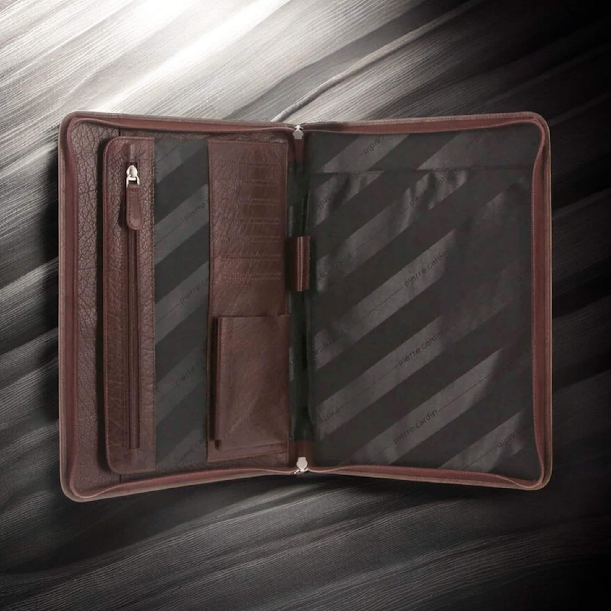 Pierre Cardin PC3062 Italian Leather A4 Business Folio/Chocolate