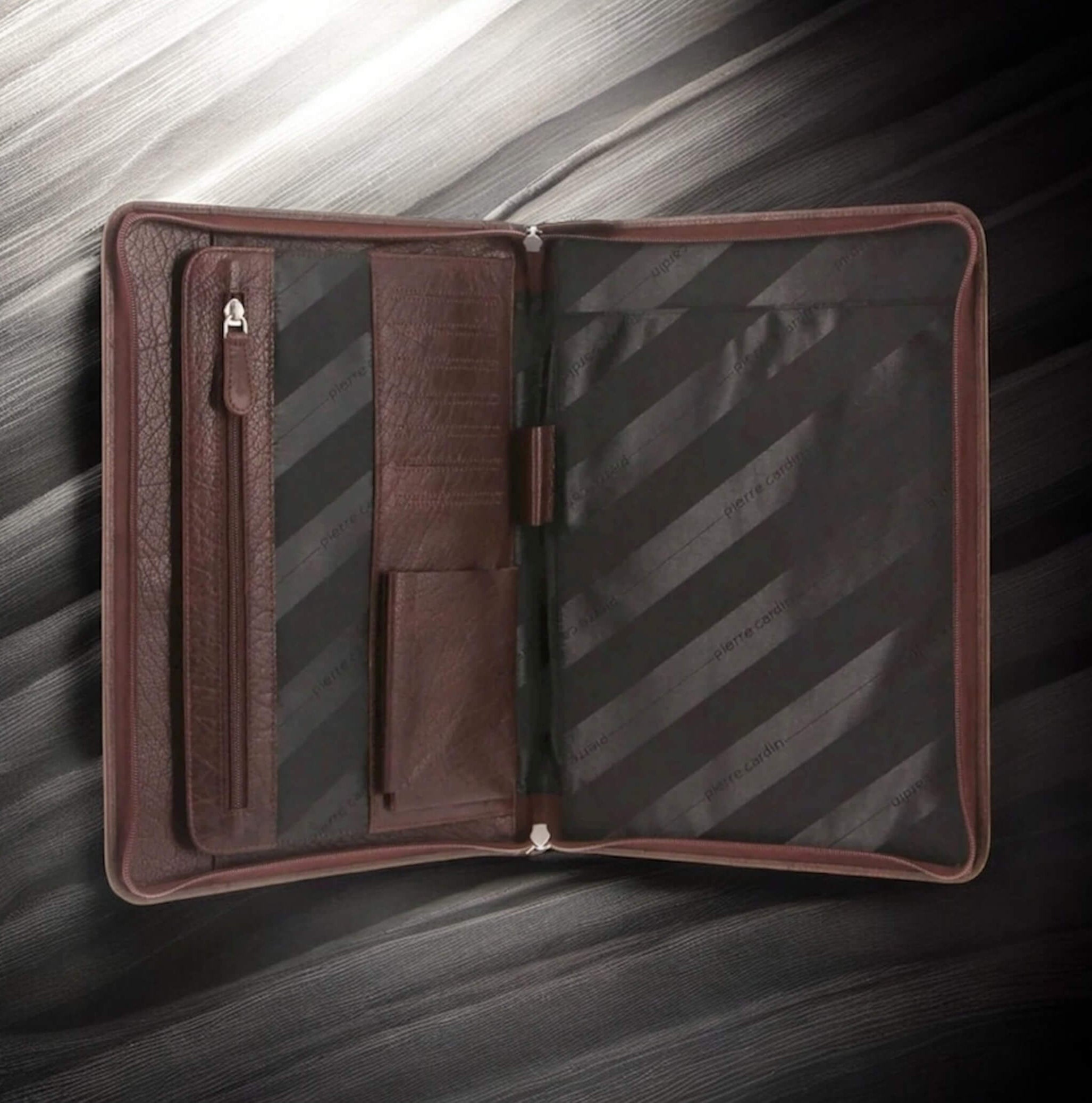 Pierre Cardin PC3062 Italian Leather A4 Business Folio/Chocolate