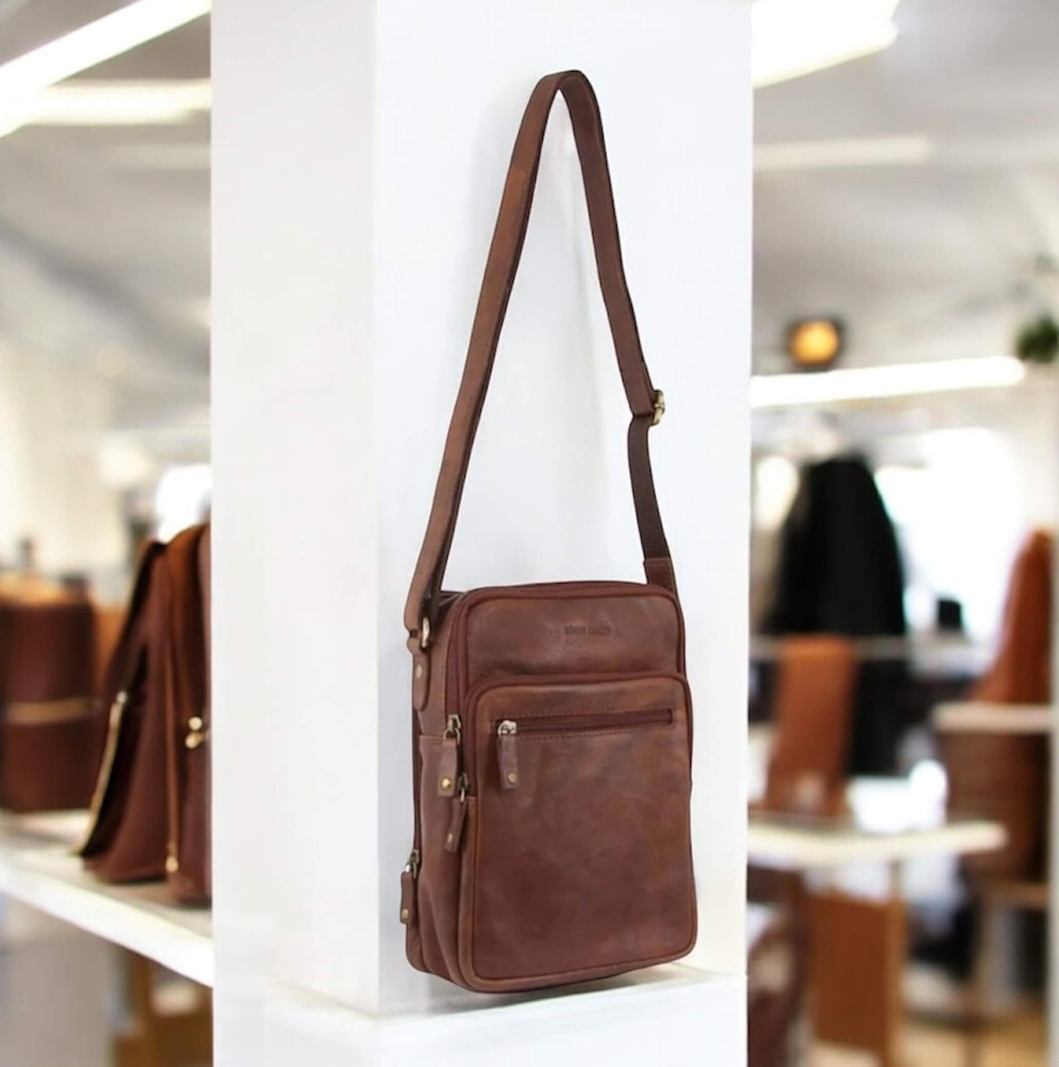 Pierre Cardin PC3130 Rustic Leather Cross-Body Bag/Chocolate