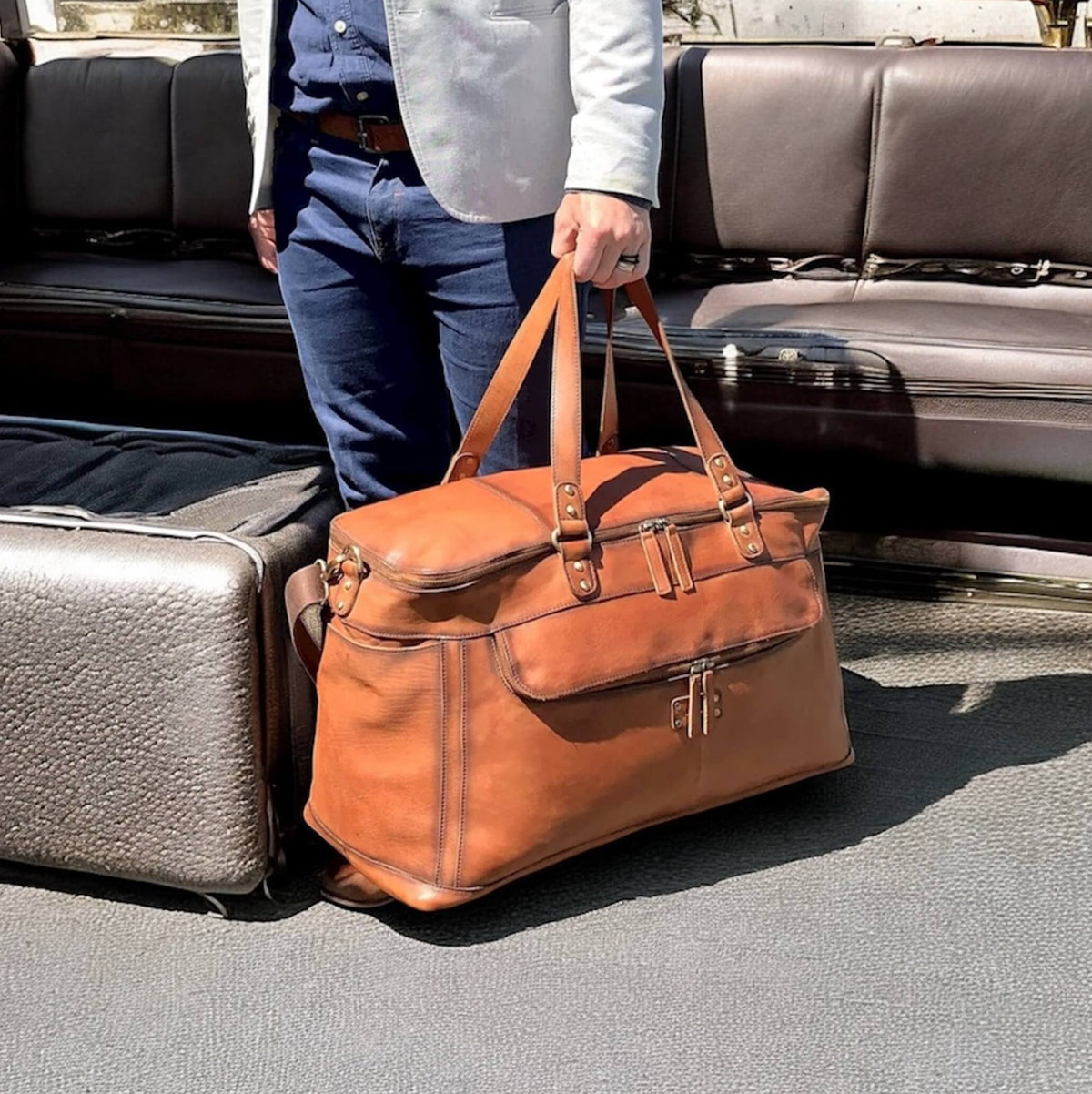 Pierre Cardin PC3342 Leather Overnight Bag/Cognac