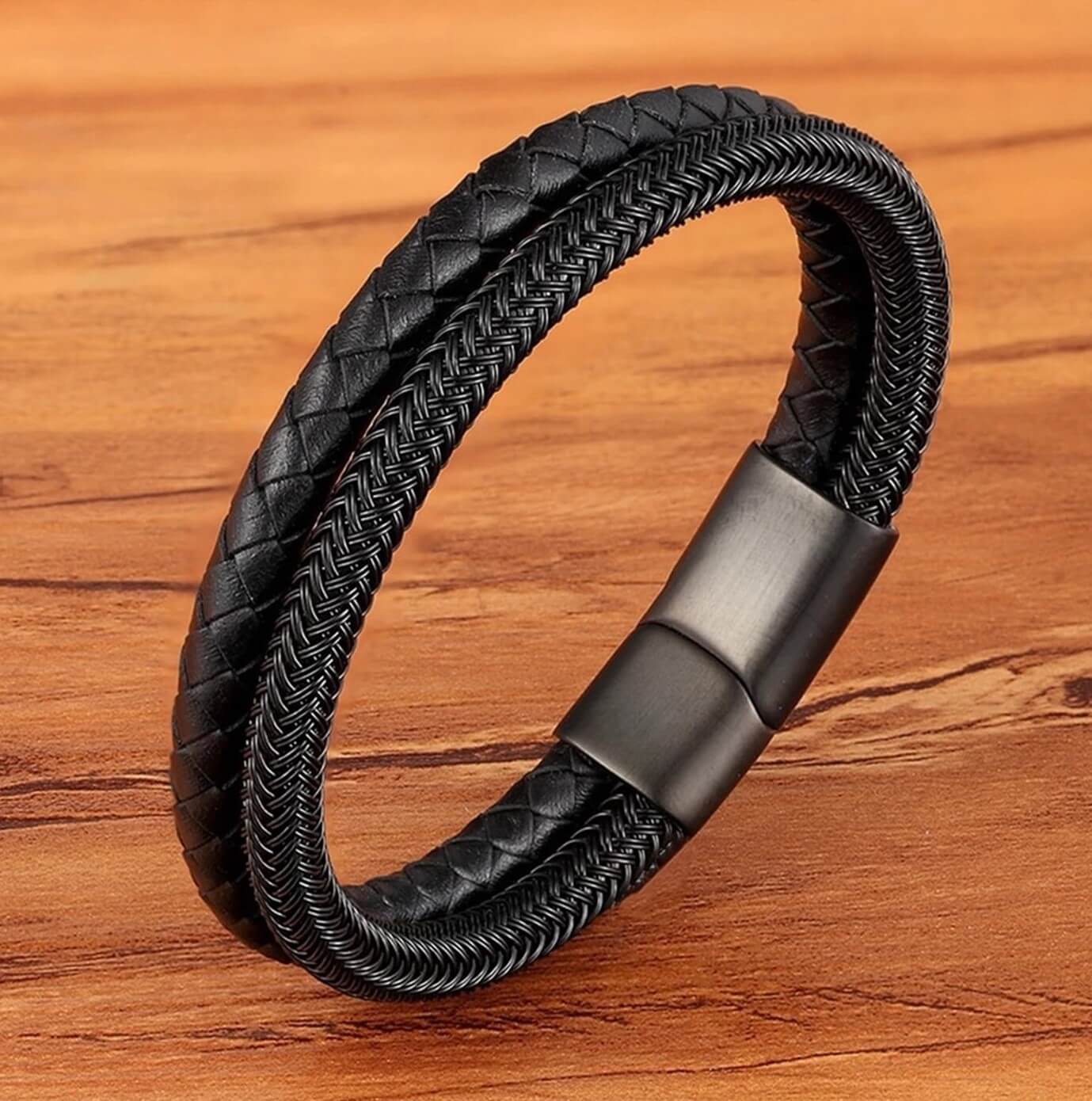 Unisex Wristlet Leather Bracelet/Black