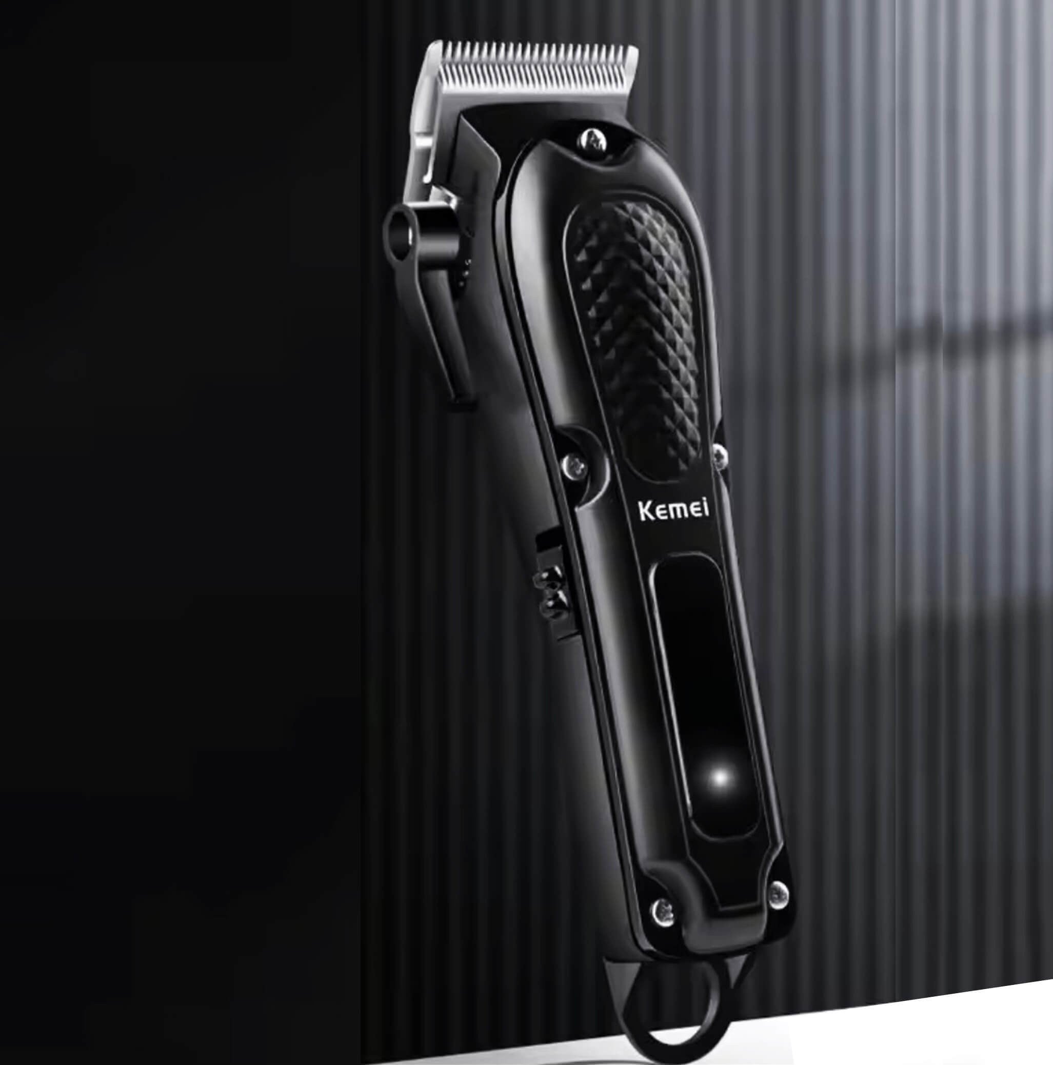 Kemei KM-1071 clipper with guide combs