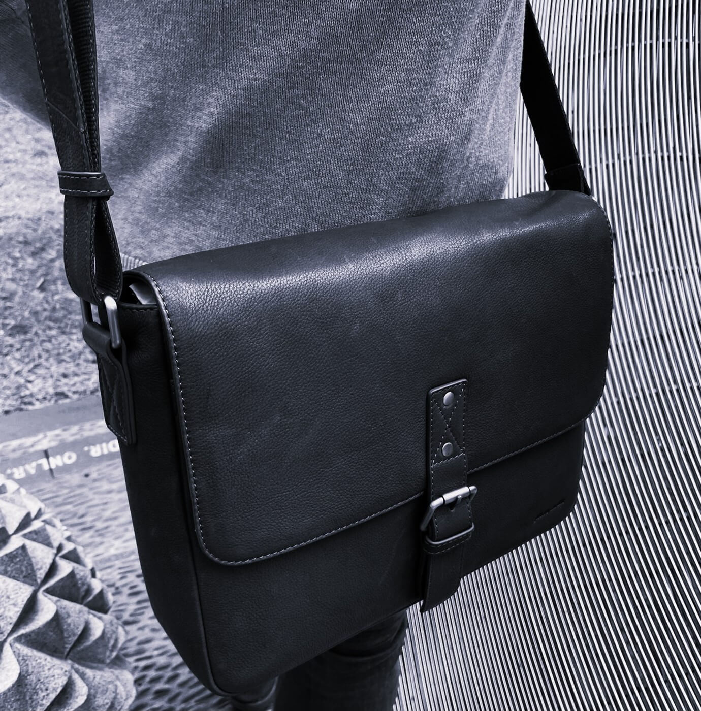 Pierre Cardin PC3500 Mens Leather Business Satchel/Black