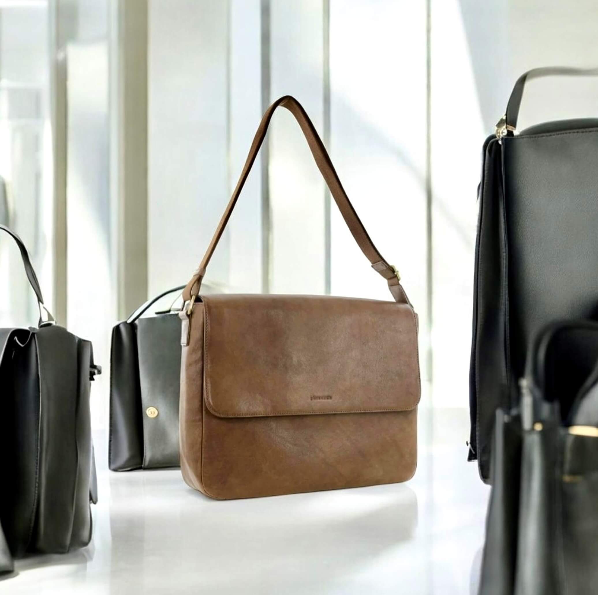 Pierre Cardin Mens Leather Messenger Bag in Oak